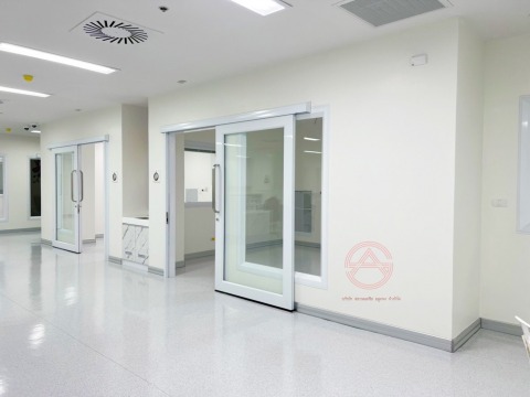 ประตูห้องปฎิบัติการ